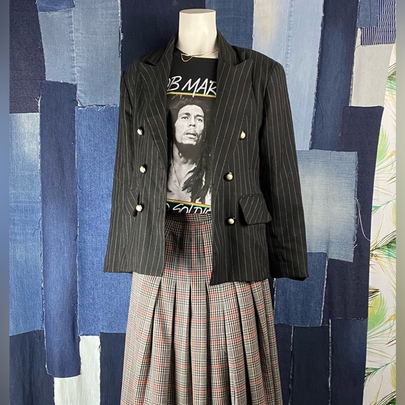 Vintage 90’s Prima Donna Pinstripe Blazer w/button Detail Sz S - Picture 4 of 9